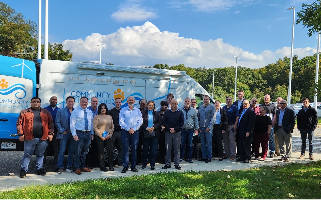 Offshore WindREADY People gathered in front of Offshore Wind van