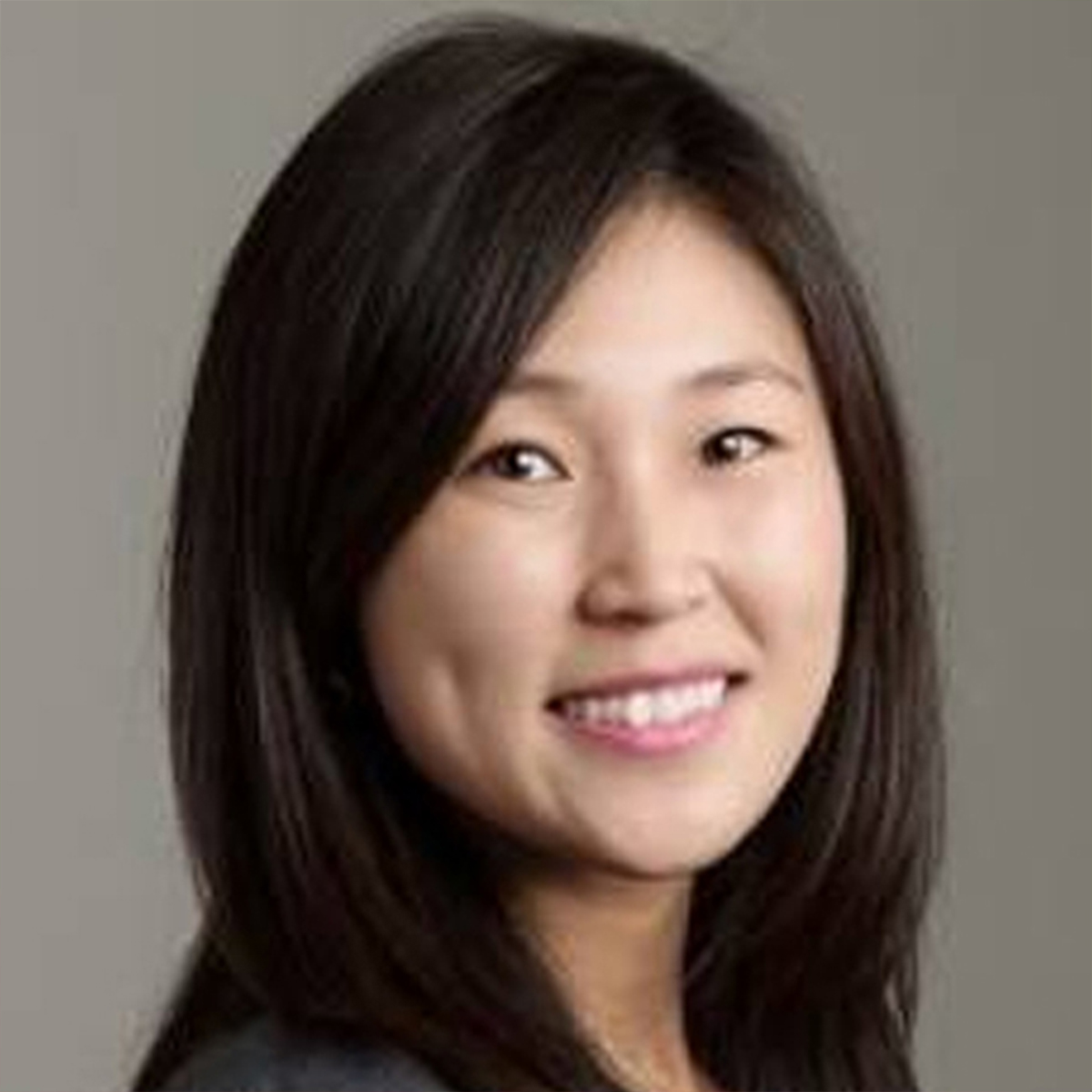 headshot of cecilia feng