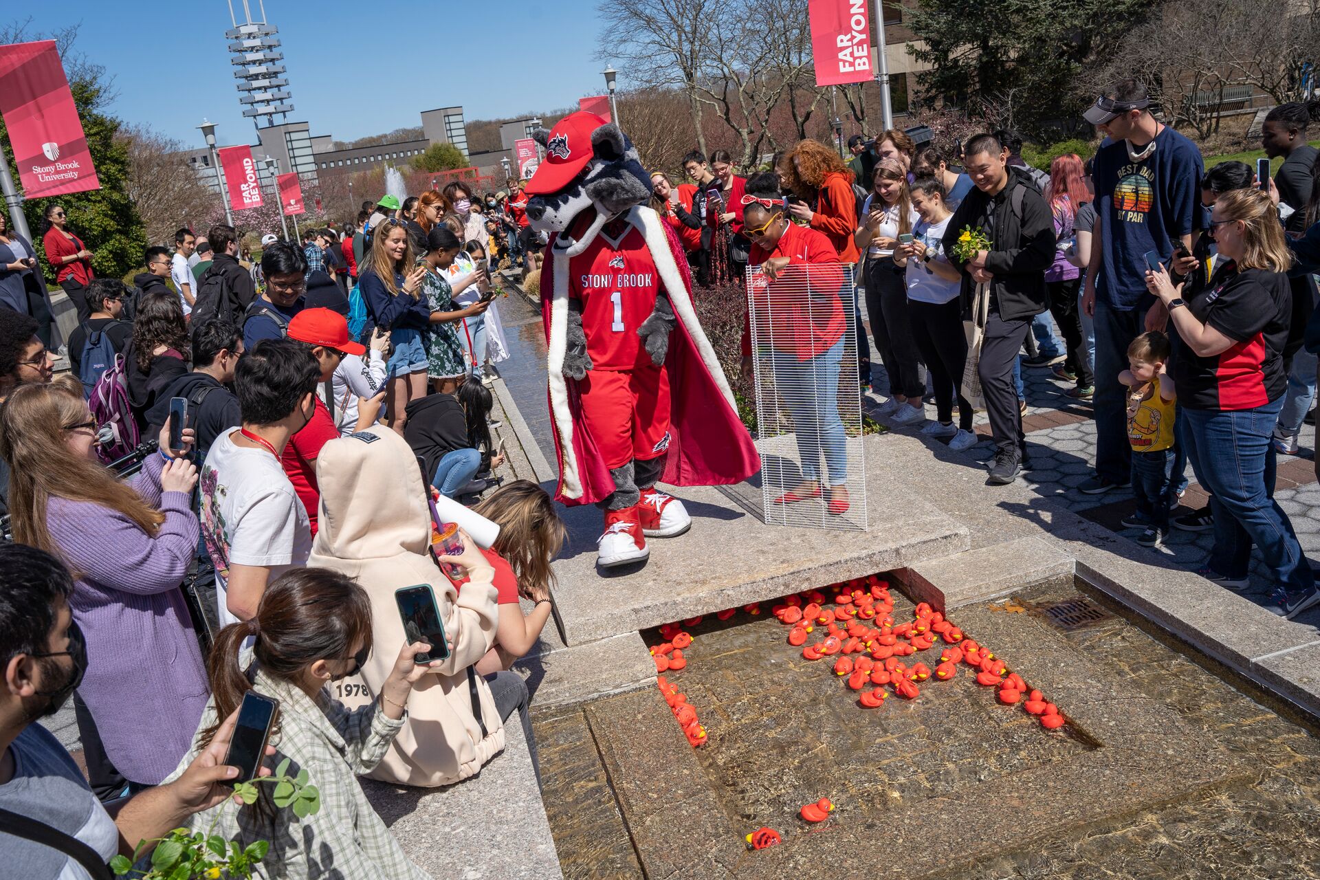 Earthstock, This week-long, campus-wide event is celebrated each year around the time of Earth Day. Symposiums, lectures, experiences and lots of fun take place across the University for students, faculty and staff. 